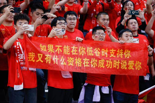 布朗18分塔图姆16+10 凯尔特人大胜76人50分